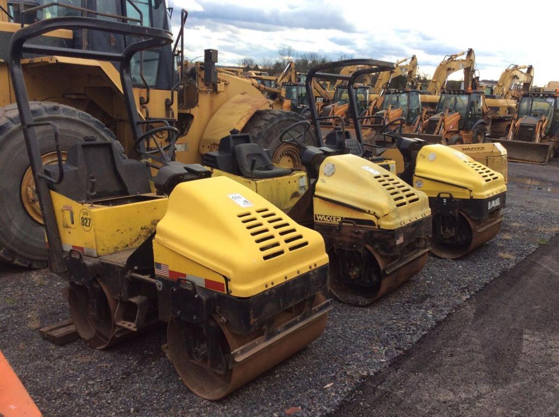 Lot of (4) asst rollers including (3) Wacker RD11A rollers and (1) Wacker trench roller (PARTS ONLY - Image 2 of 3