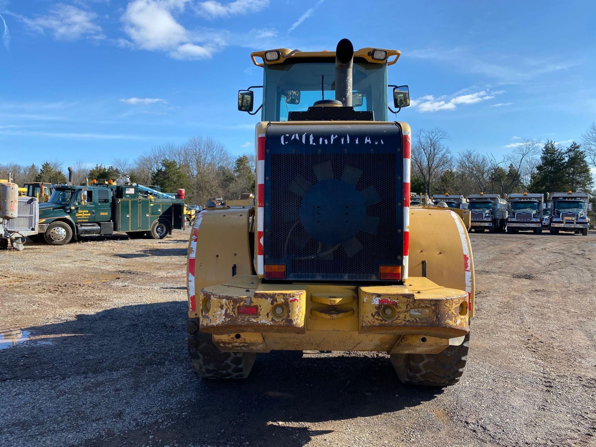 2005 CAT 930G Wheel Loader, Enclosed Cab, Air Conditioner, Air Ride Seat, Ride Control, Autoshift, A - Image 4 of 20