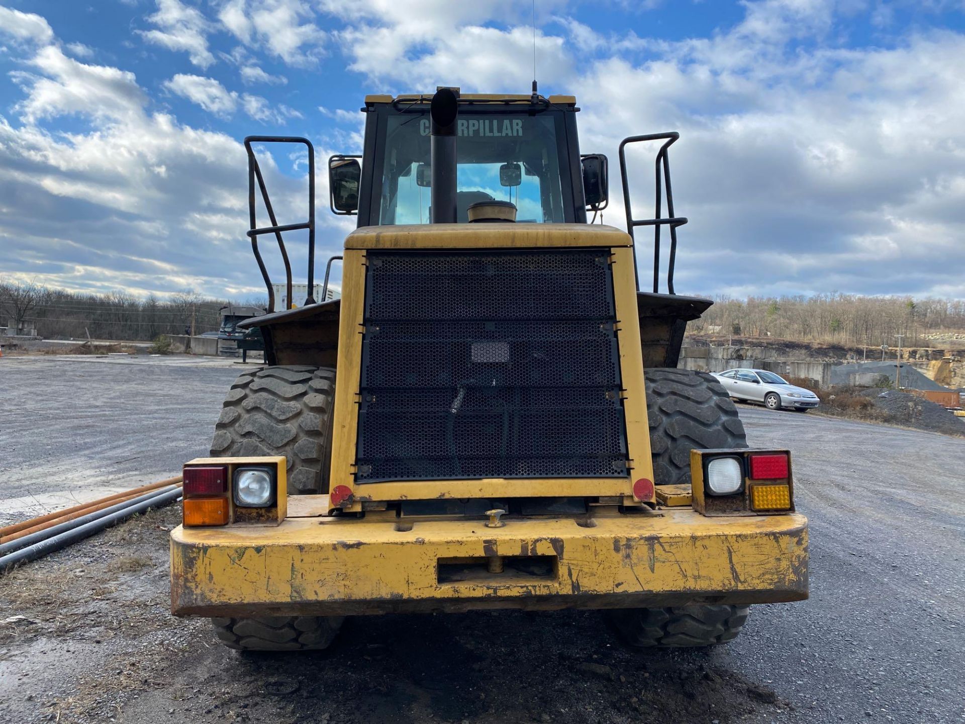 1998 CAT 950G Wheel Loader, Enclosed Cab, Air Conditioner, On-Board Scale, Auxiliary Hydraulics, Hyd - Image 5 of 22