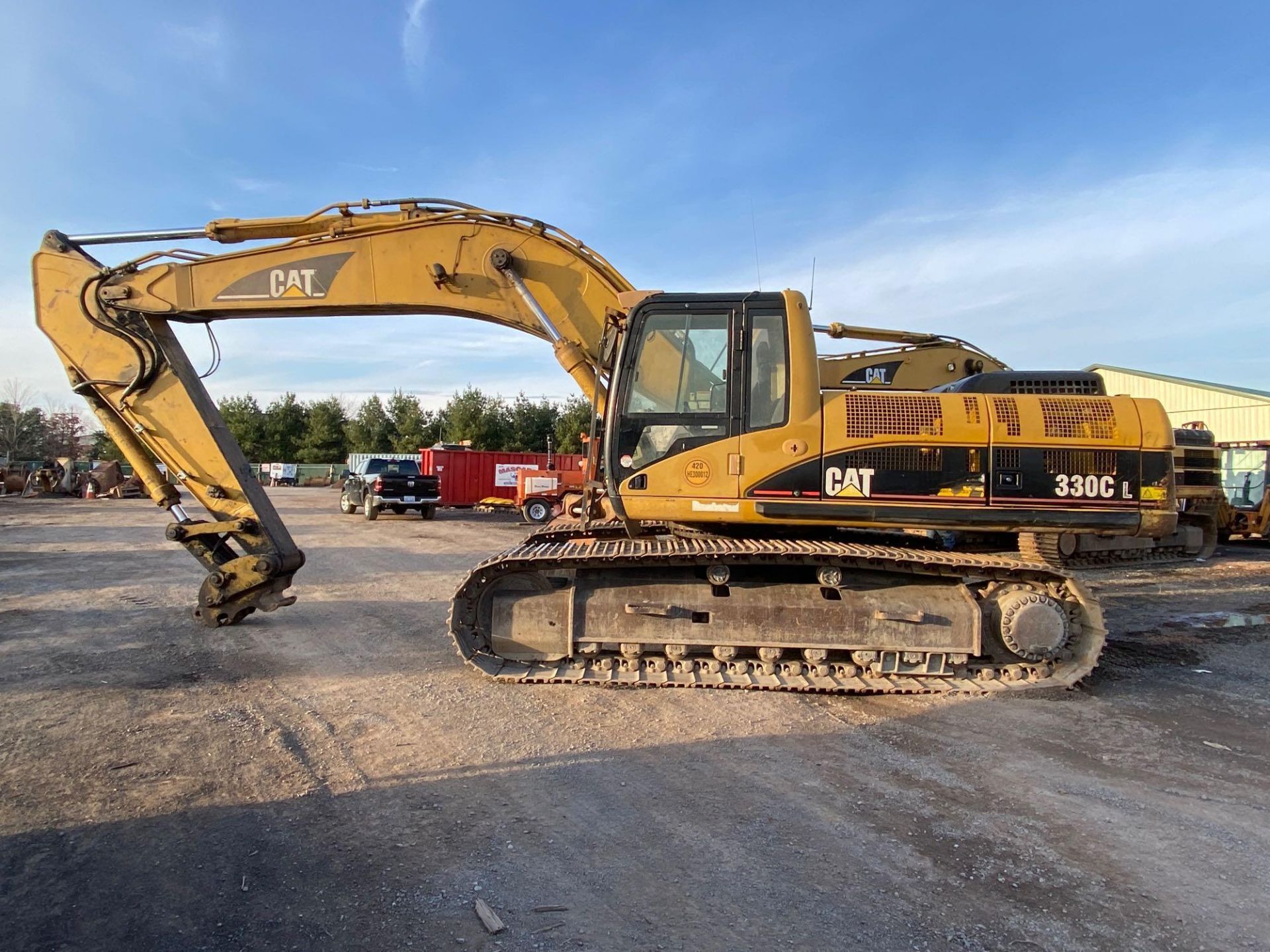 2006 CAT 330CL Excavator, AC cab, , Straight Travel Pedal, US EPA Label, 10 ft 6 in. Stick, Auxiliar - Image 2 of 14