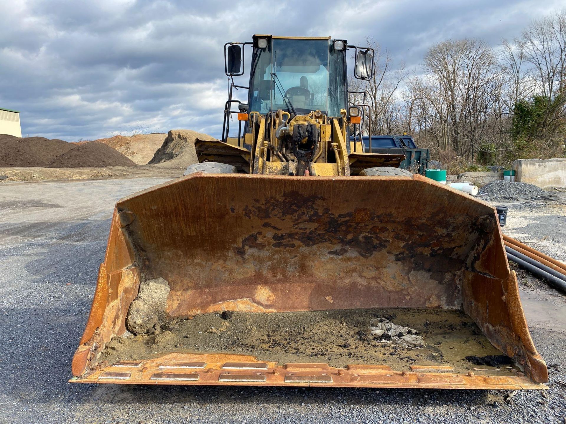 1998 CAT 950G Wheel Loader, Enclosed Cab, Air Conditioner, On-Board Scale, Auxiliary Hydraulics, Hyd - Image 8 of 22