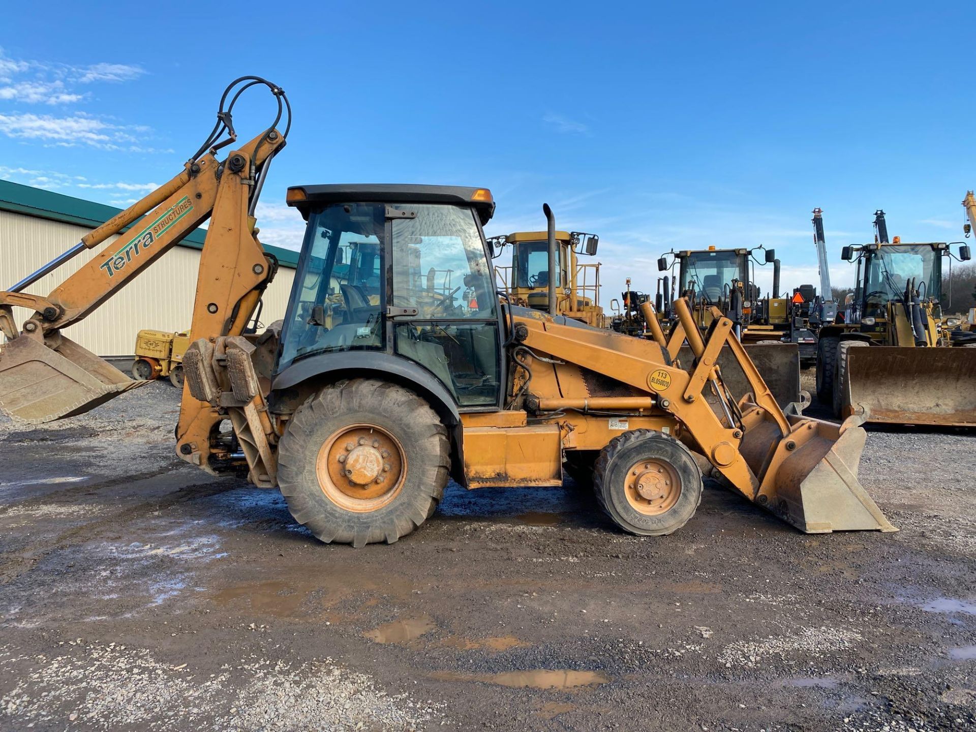 2001 Case 580SM 4 X 4 Loader Backhoe, A/C cab, Ride Control, 83 in Loader Bucket, Extendable Stick, - Image 5 of 10