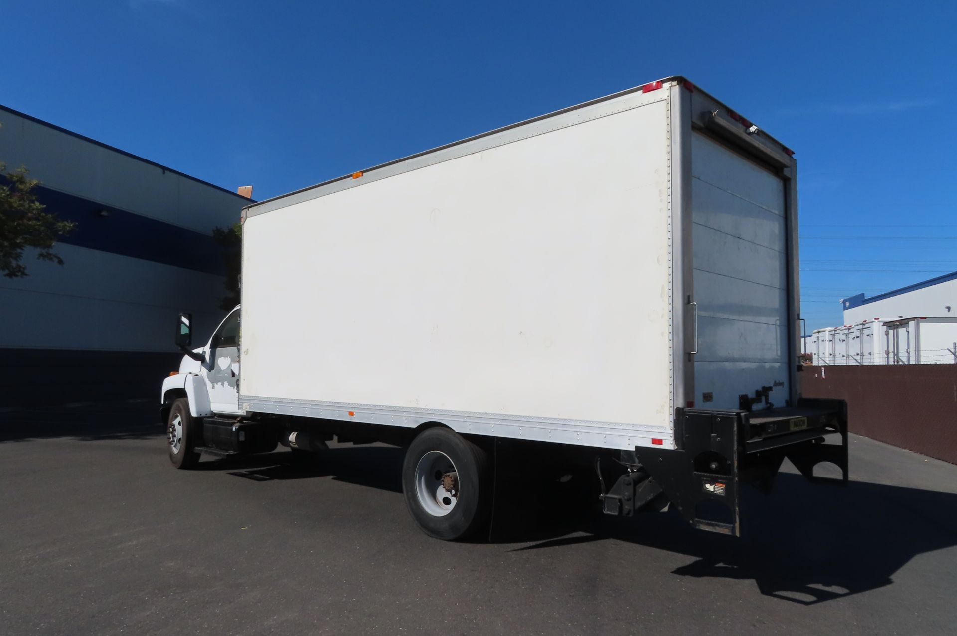 2008 GMC refrigerated truck - Image 4 of 9