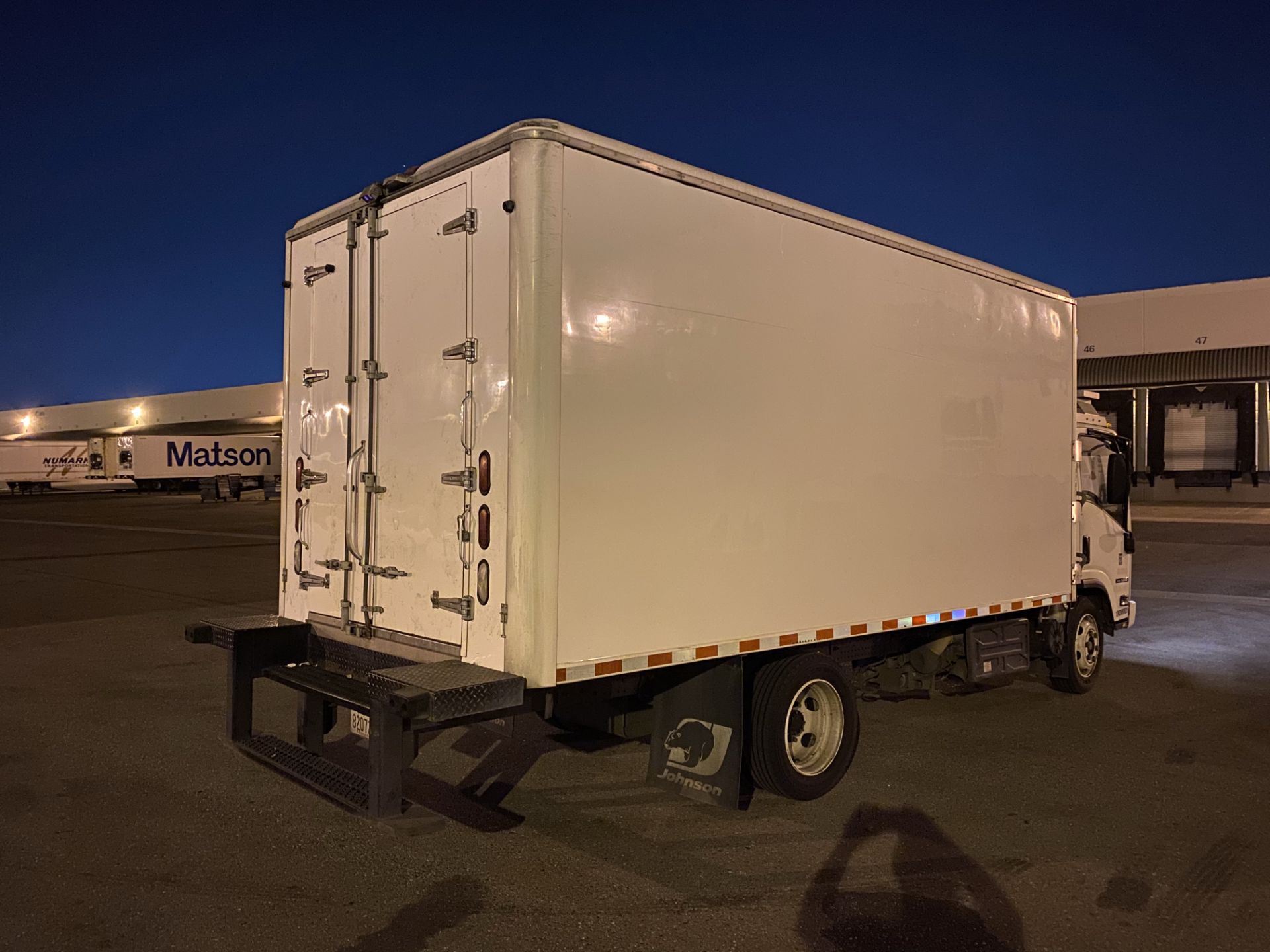 2013 Isuzu refrigerated truck - Image 3 of 9