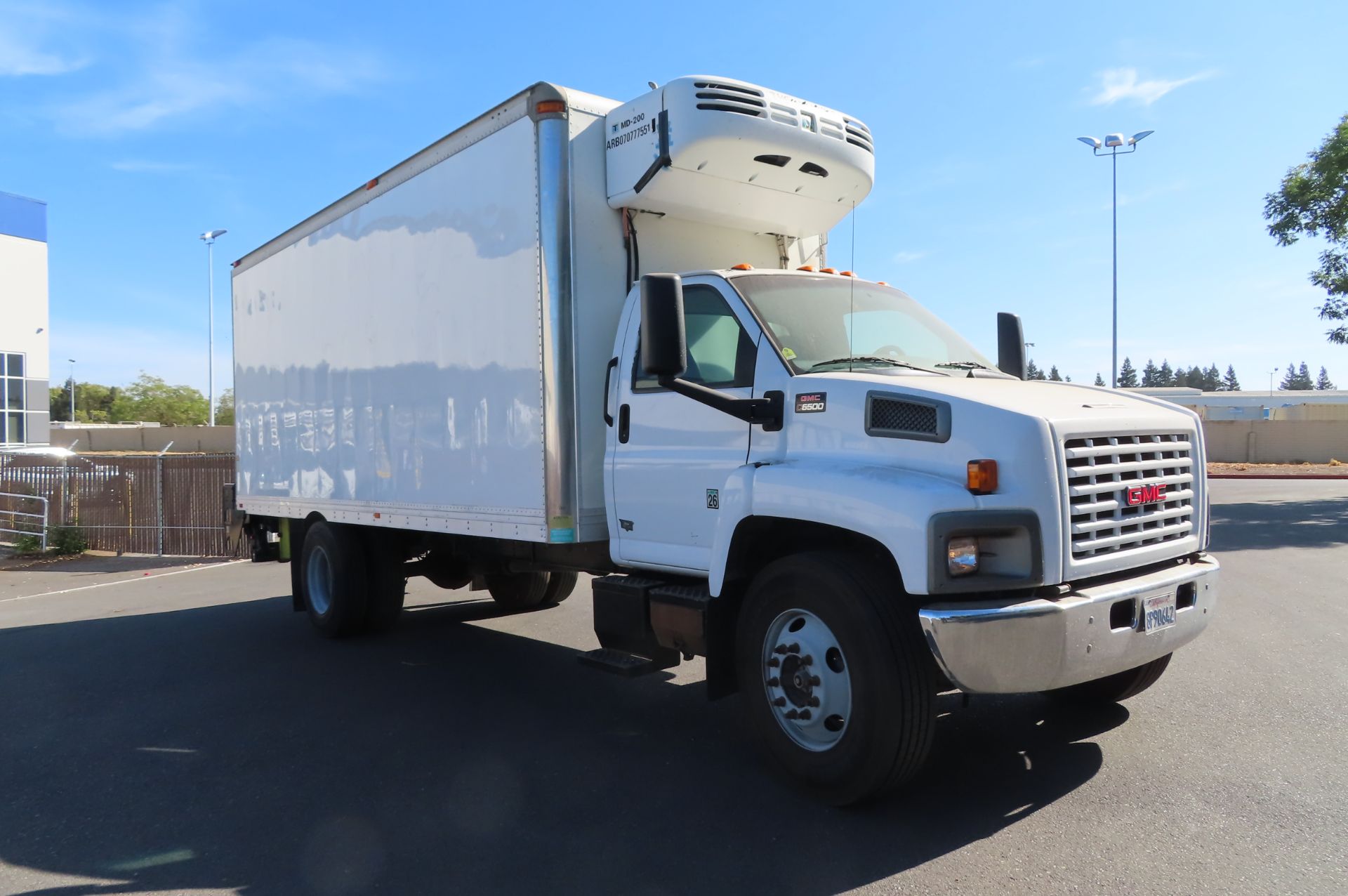 2008 GMC refrigerated truck