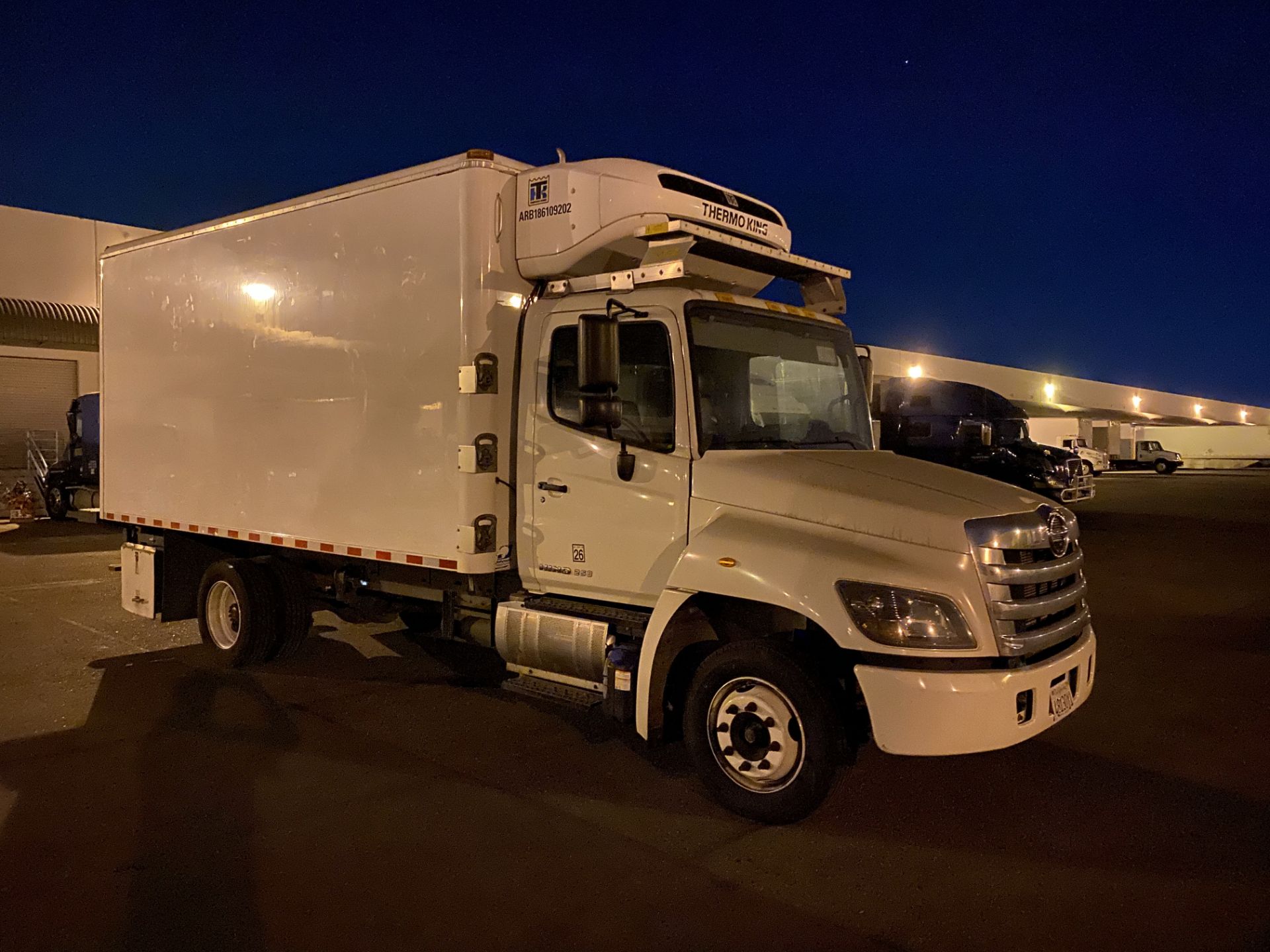 2018 Hino refrigerated truck - Image 4 of 9