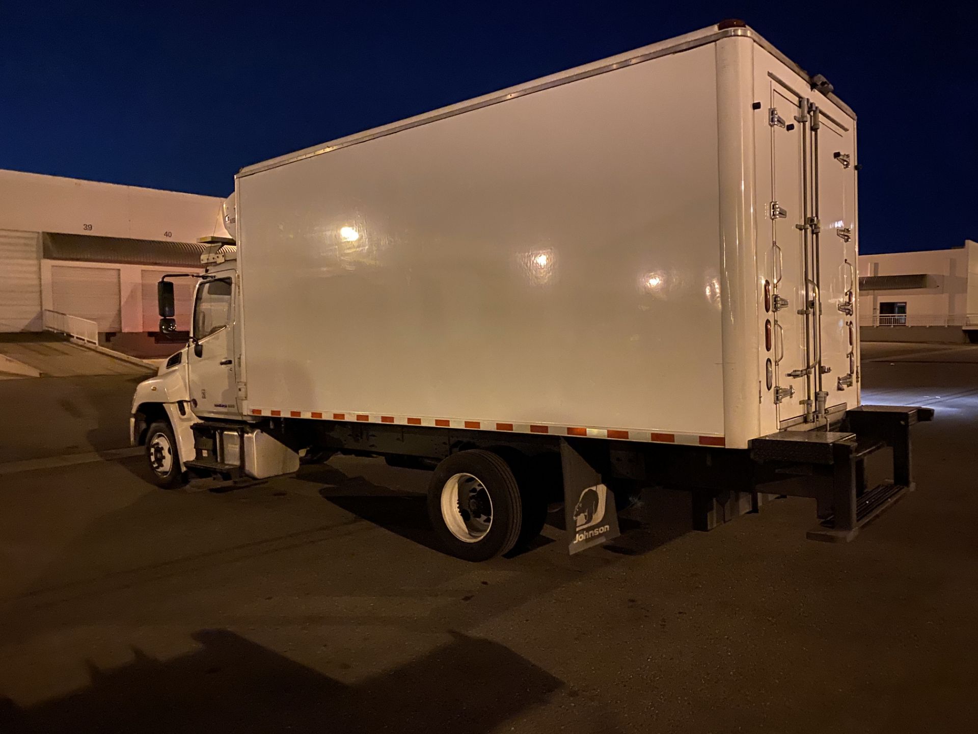 2018 Hino refrigerated truck - Image 2 of 9