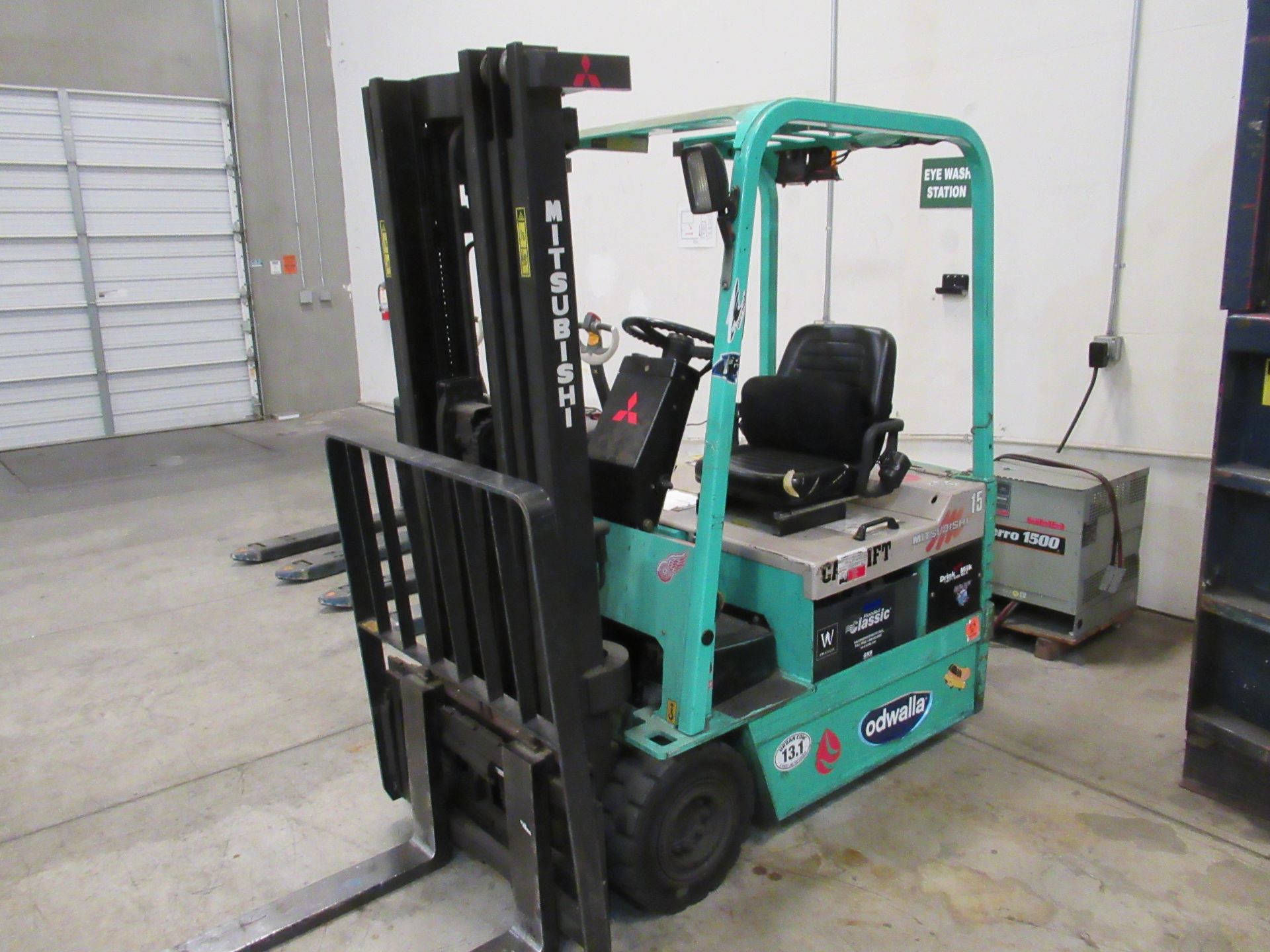 Mitsubishi Electric Forklift - Image 2 of 7