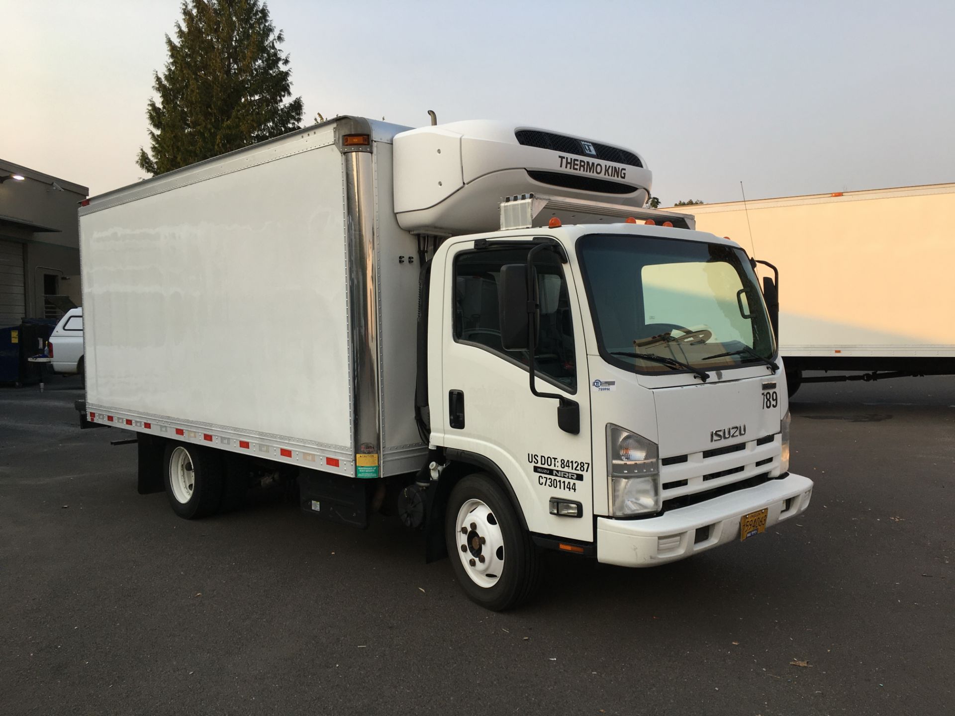 2012 Isuzu refrigerated truck - Image 2 of 3