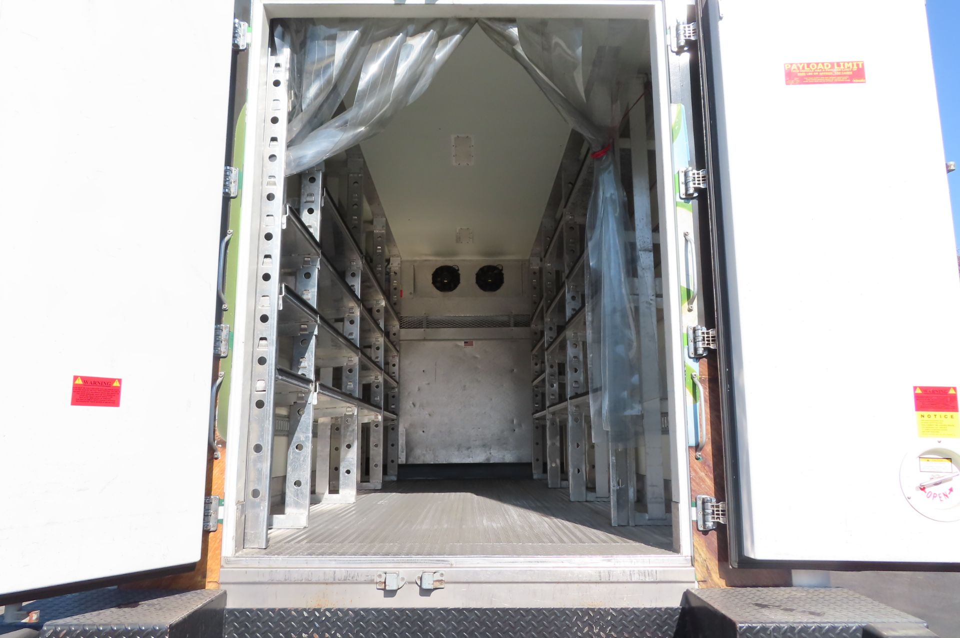 2017 Freightliner refrigerated truck - Image 5 of 10