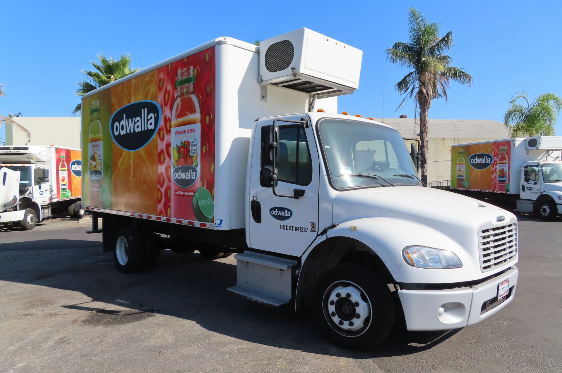 2017 Freightliner refrigerated truck - Image 2 of 11