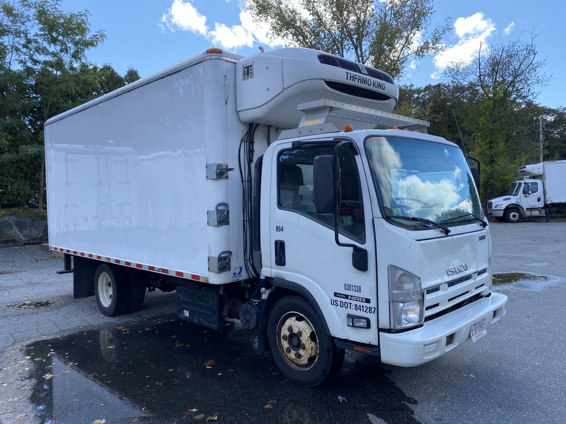 2014 Isuzu refrigerated truck