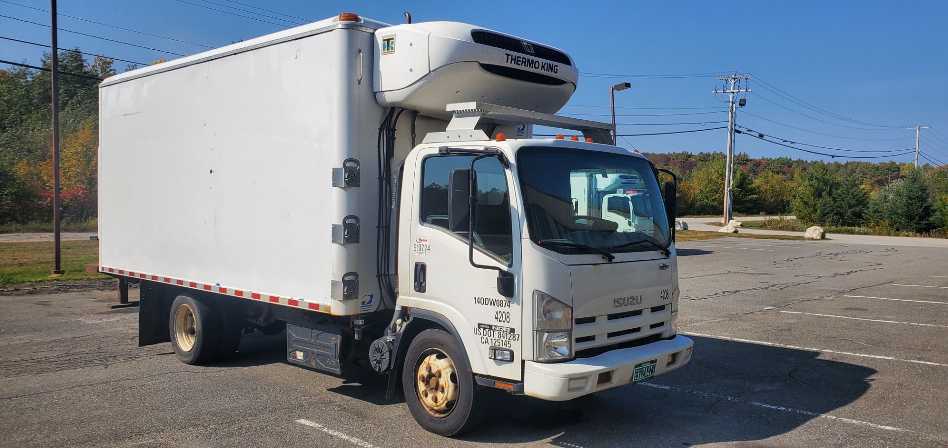 2015 Isuzu refrigerated truck