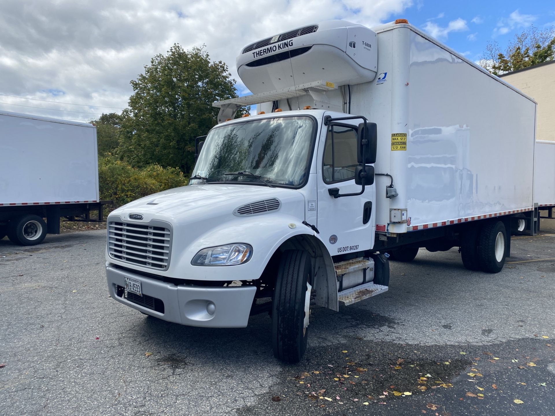 2017 Freightliner refrigerated truck - Image 2 of 8