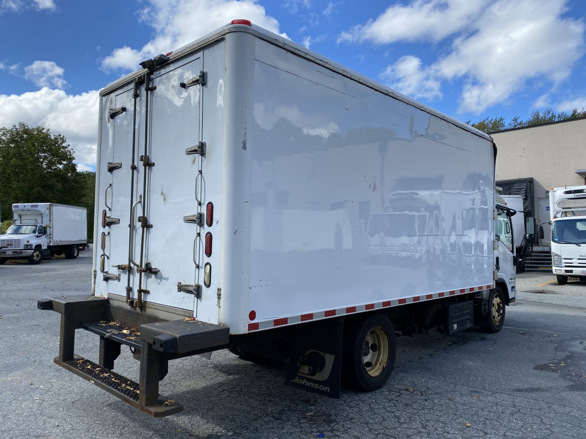 2014 Isuzu refrigerated truck - Image 3 of 9