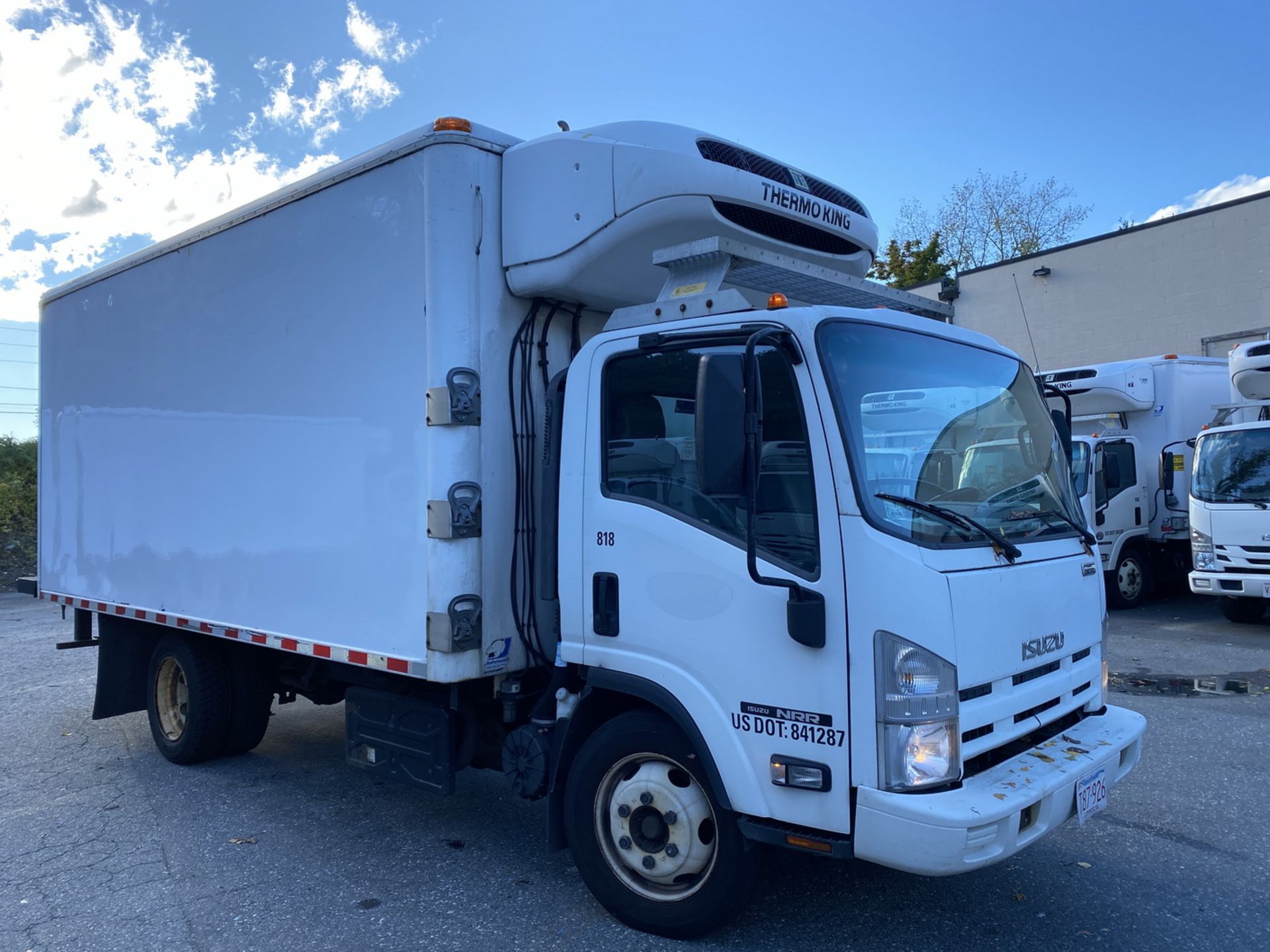 2013 Isuzu refrigerated truck - Image 2 of 9