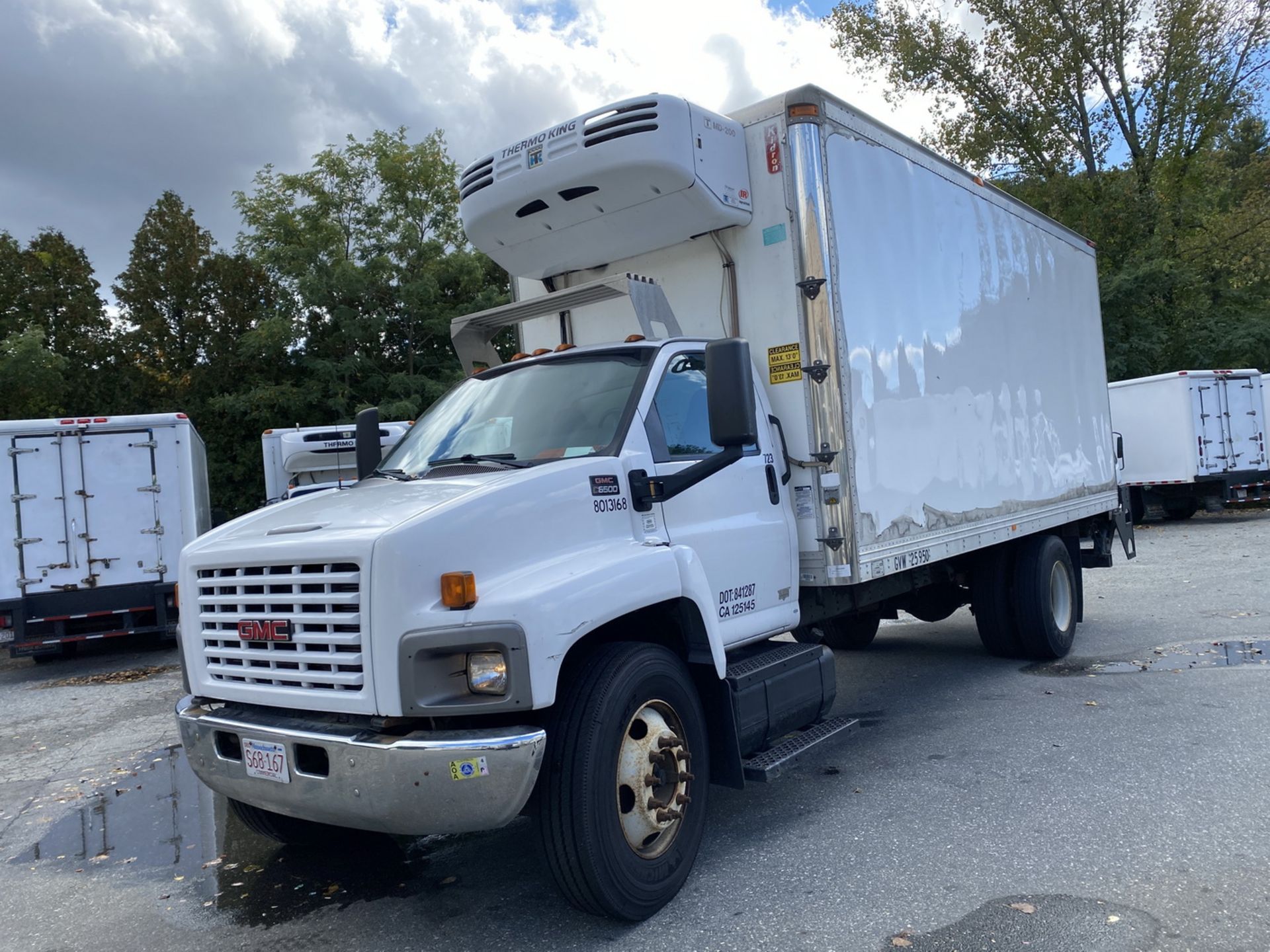 2007 GMC refrigerated truck