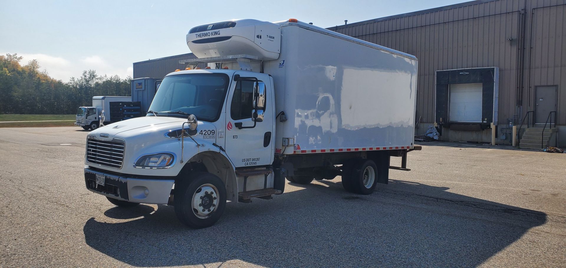 2015 Freightliner refrigerated truck - Image 2 of 8