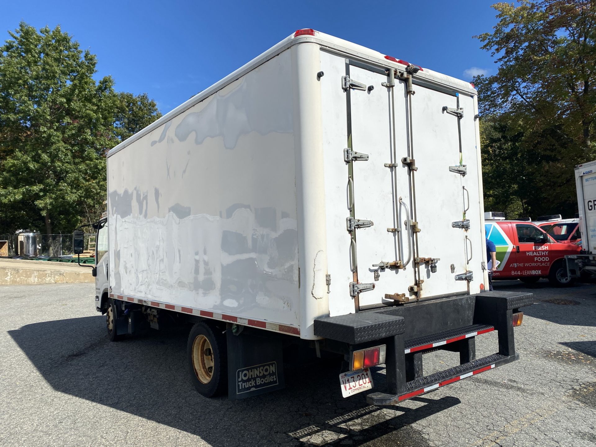 2012 Isuzu refrigerated truck - Image 3 of 9