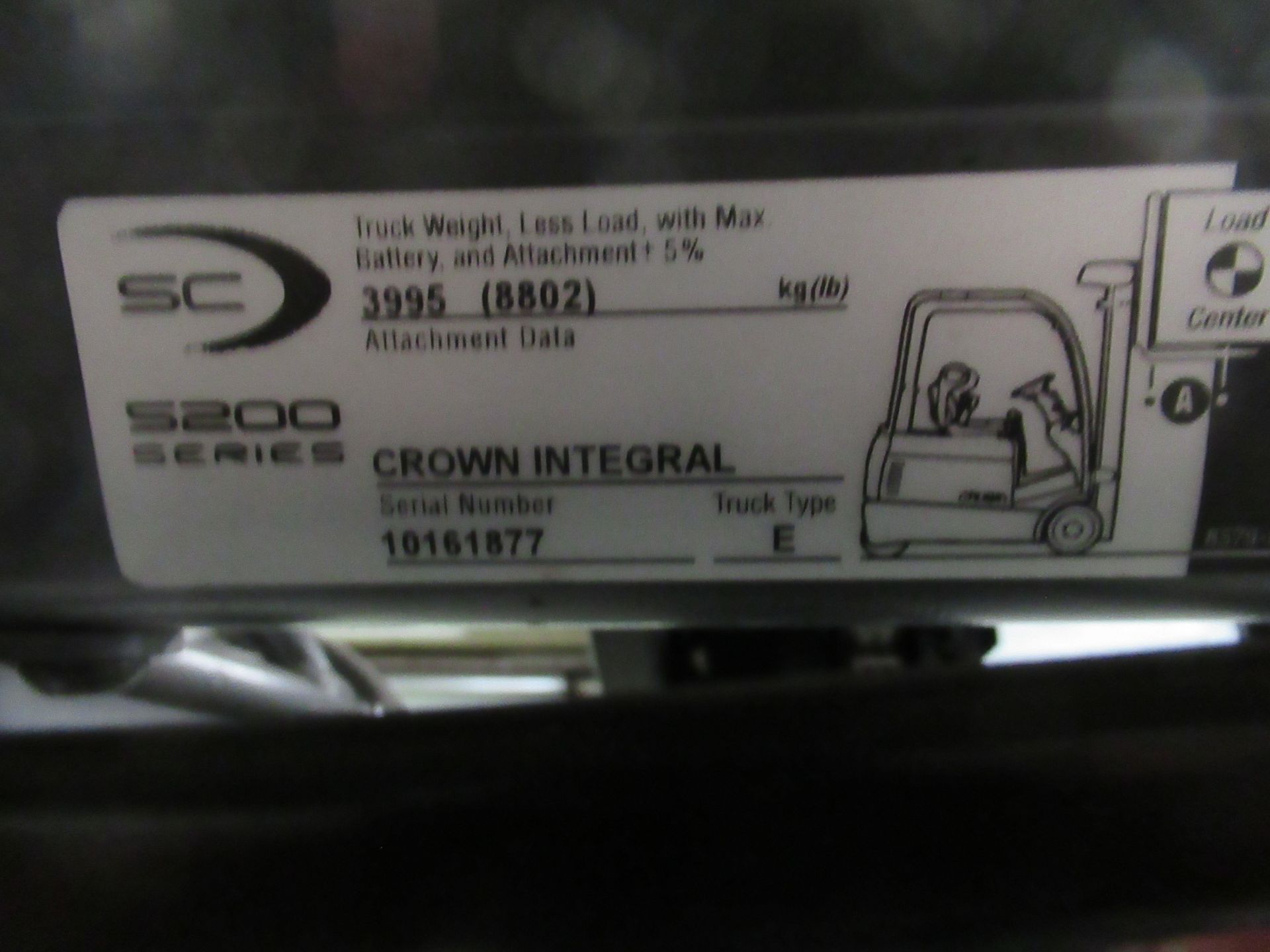Crown Electric Forklift - Image 7 of 10