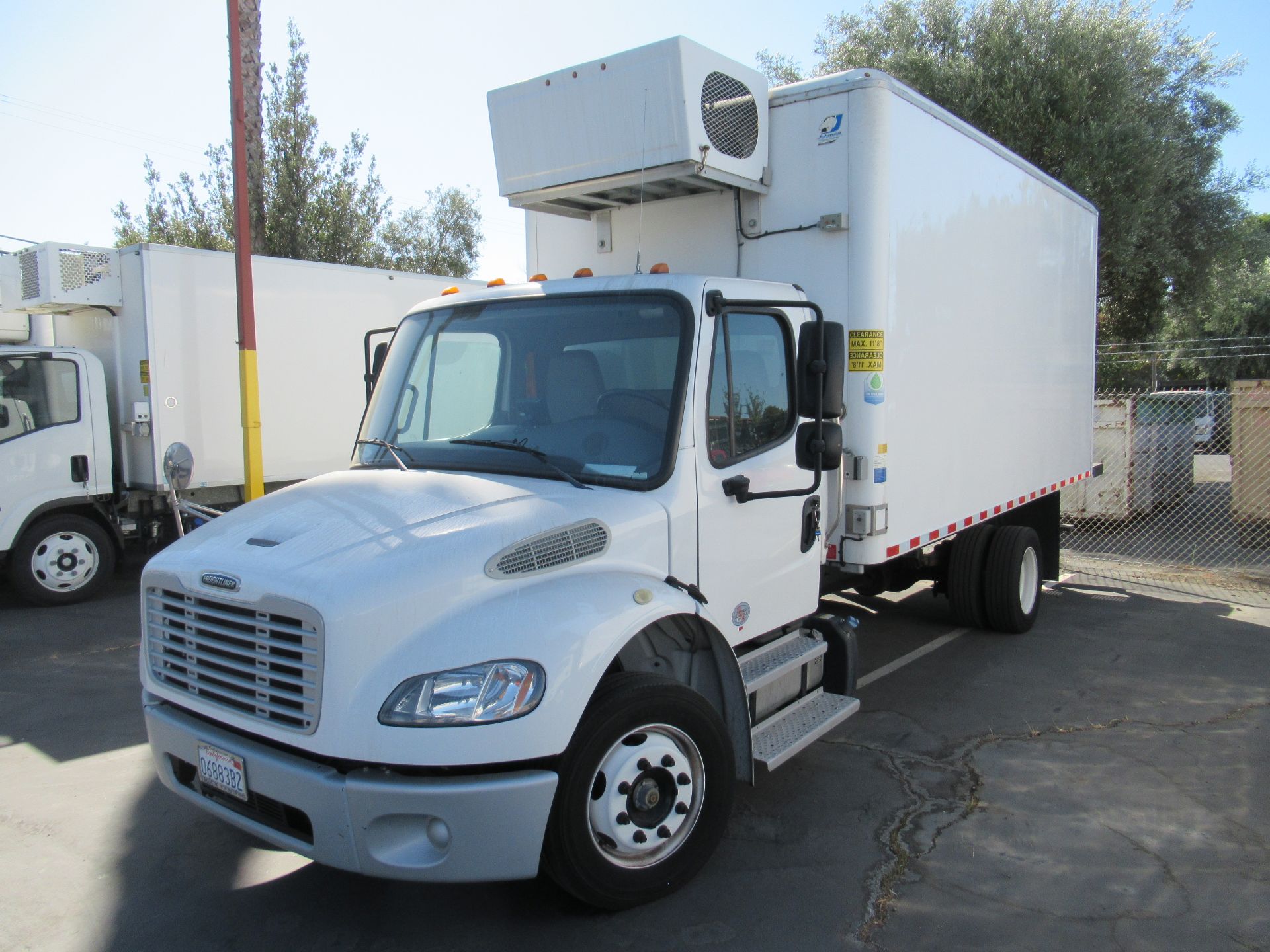 2016 Freightliner refrigerated truck - Image 4 of 9