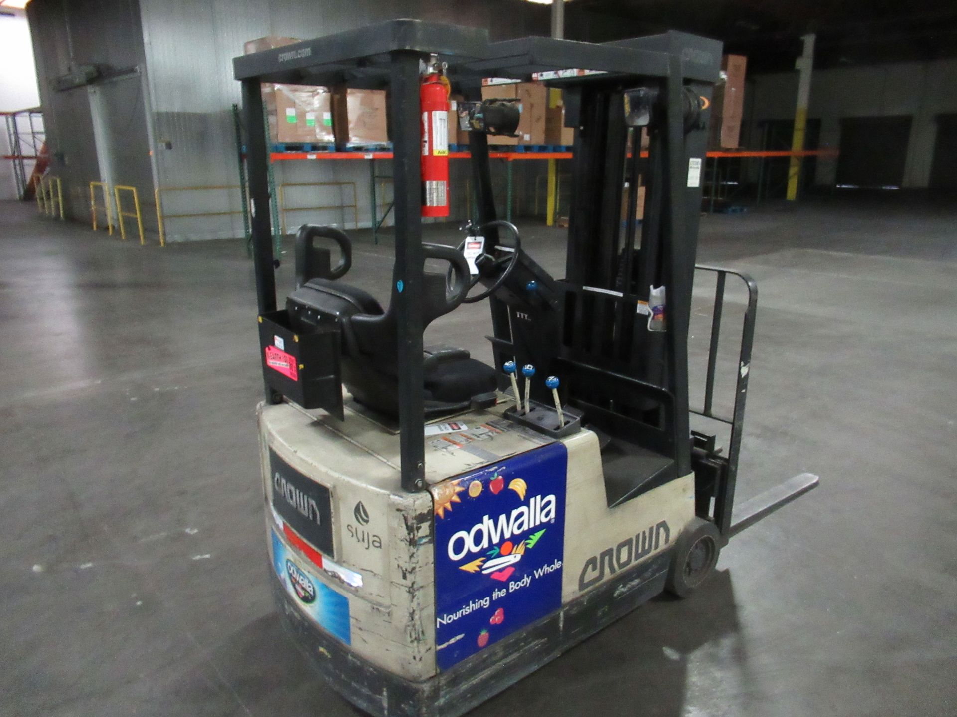 Crown Electric Forklift - Image 3 of 6