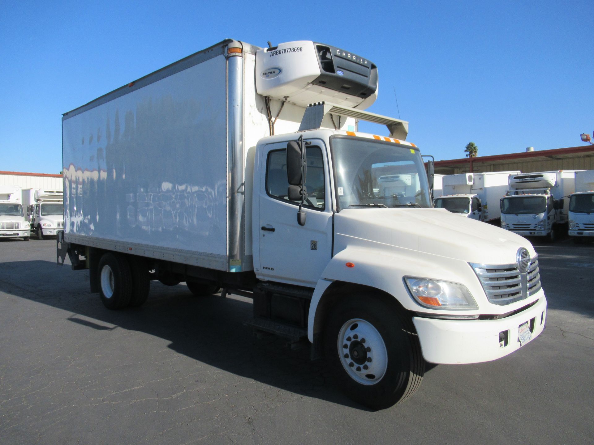 2007 Hino refrigerated truck - Image 2 of 12