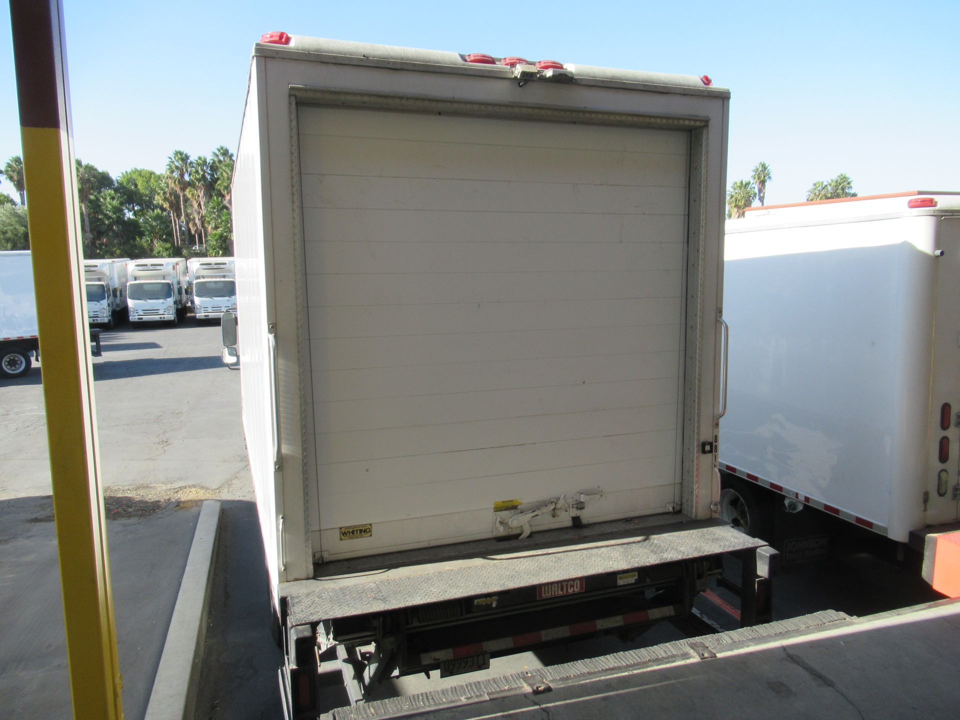 2015 Freightliner refrigerated truck - Image 5 of 9