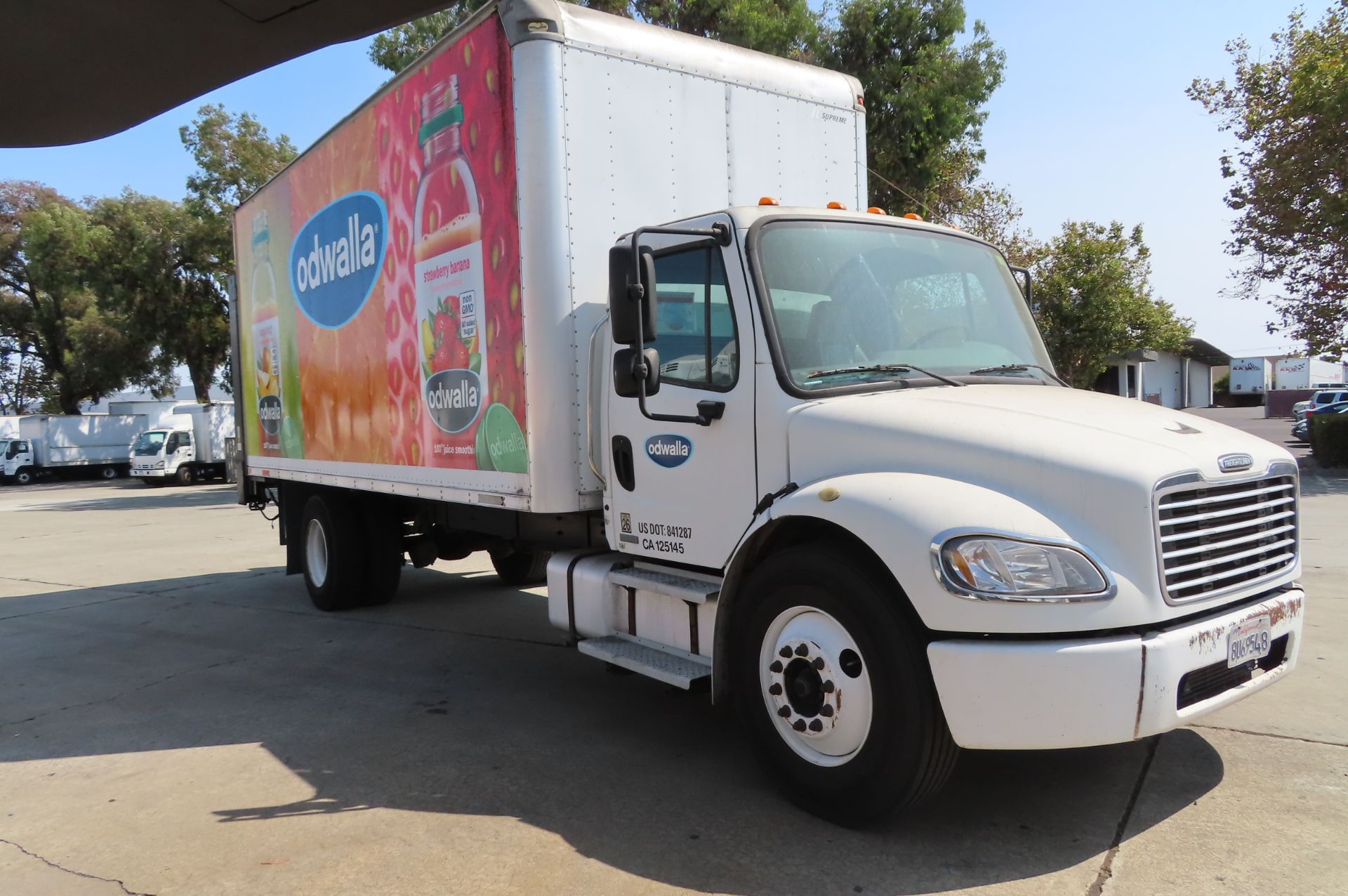 2005 Freightliner dry van truck - Image 3 of 6