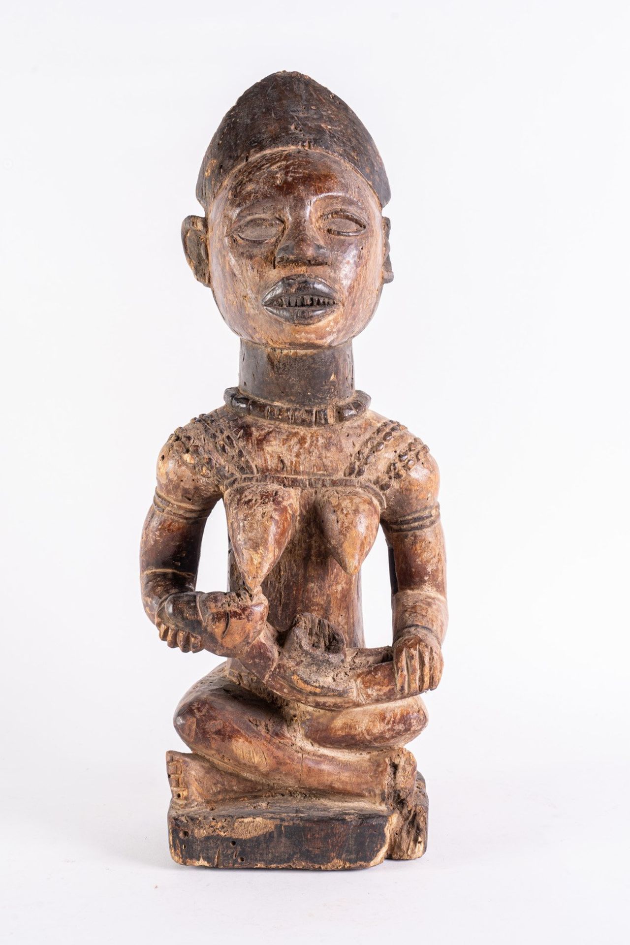 Arte africana Maternity sculpture, YombeD.R. Congo.