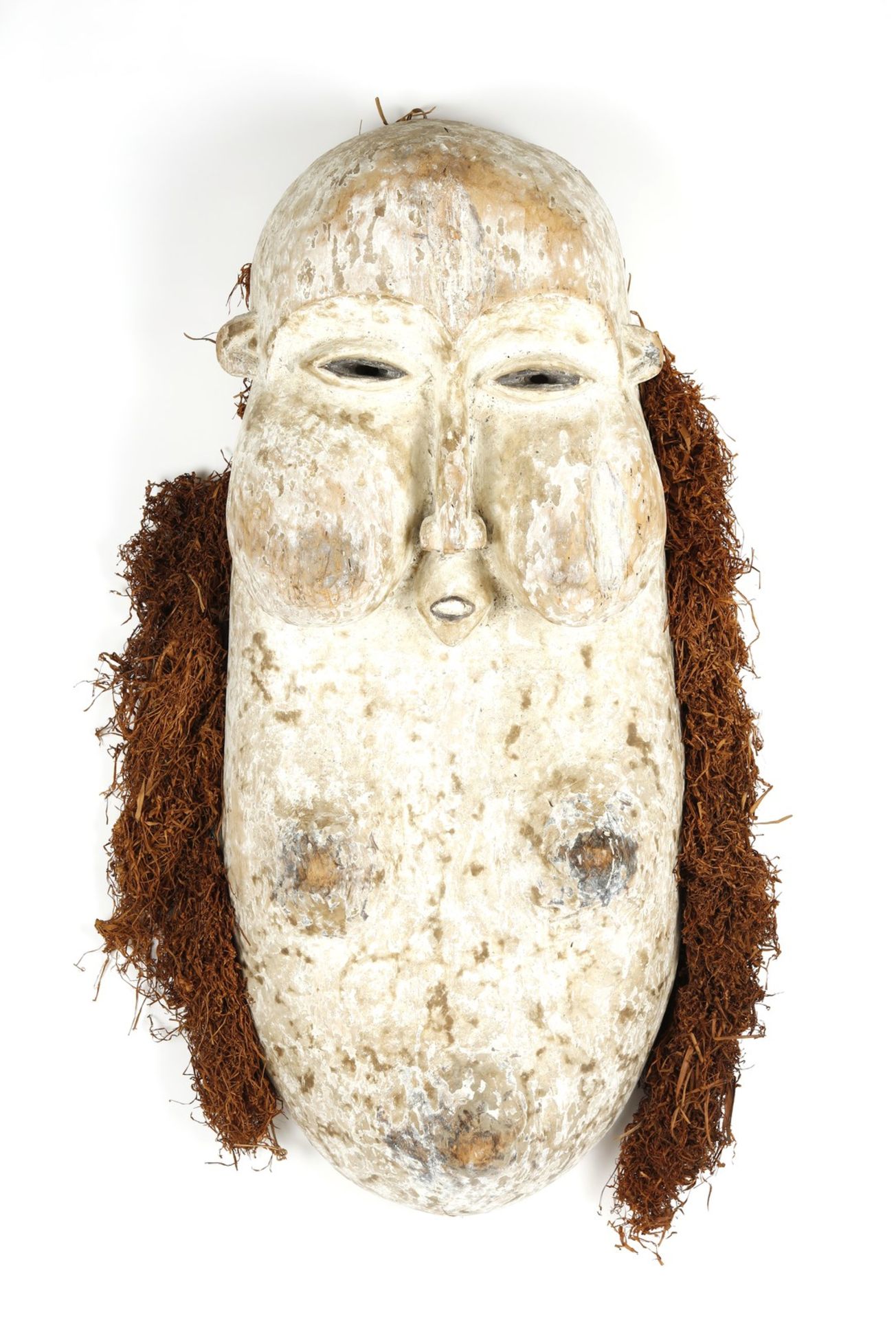 Arte africana A monumental kakungu mask, SukuD.R.Congo.