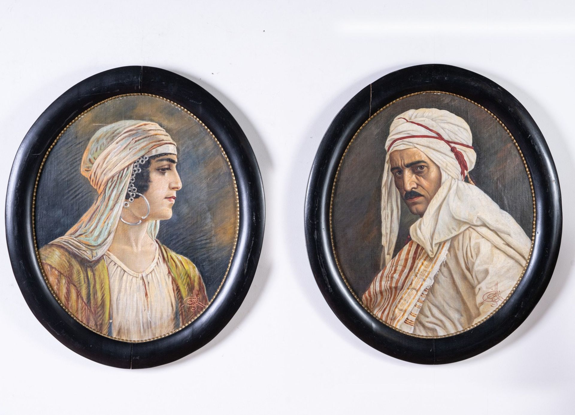Arte Islamica A pair of oval Ottoman portraits .