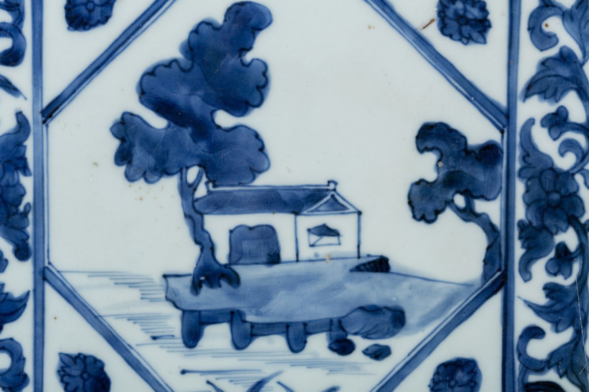Arte Islamica Eight blue and white Chinese tiles. - Bild 2 aus 4