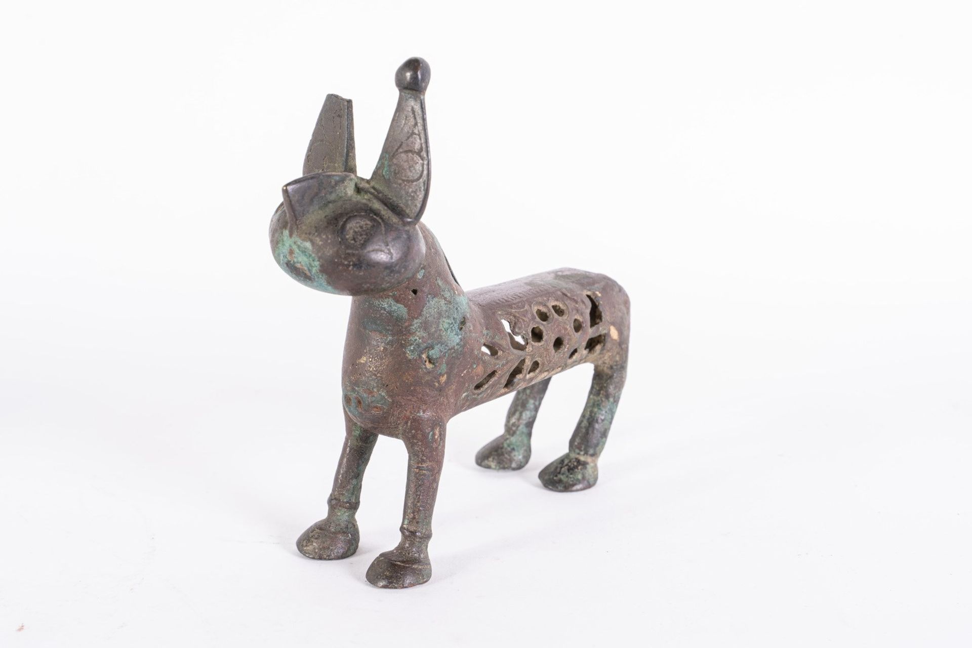 Arte Islamica A Seljuk lion shaped bronze incense burner Persia, 12th century . - Bild 2 aus 4