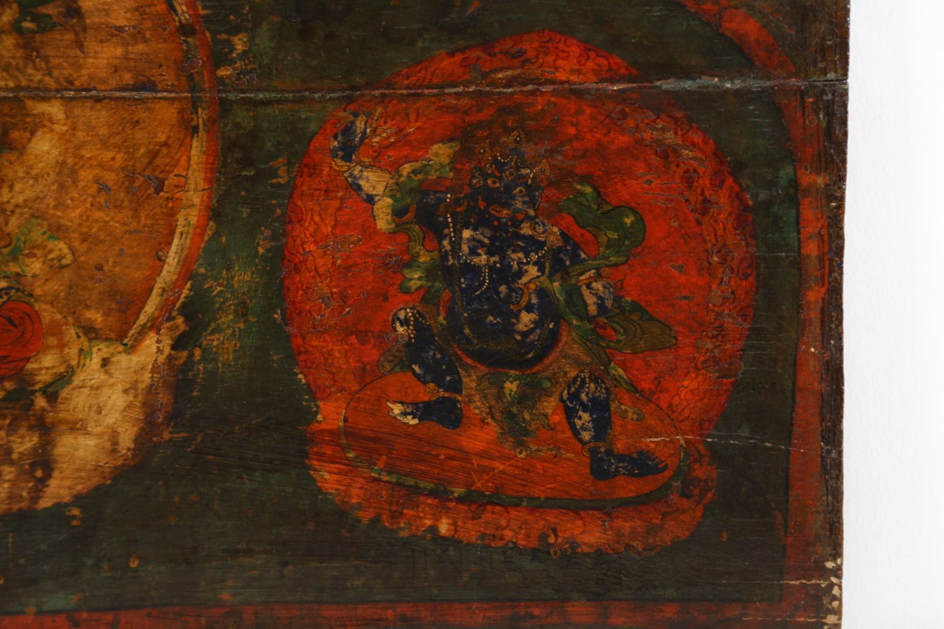 Arte Himalayana A wooden board painted with ChenrezigTibet, 19th century . - Bild 5 aus 5