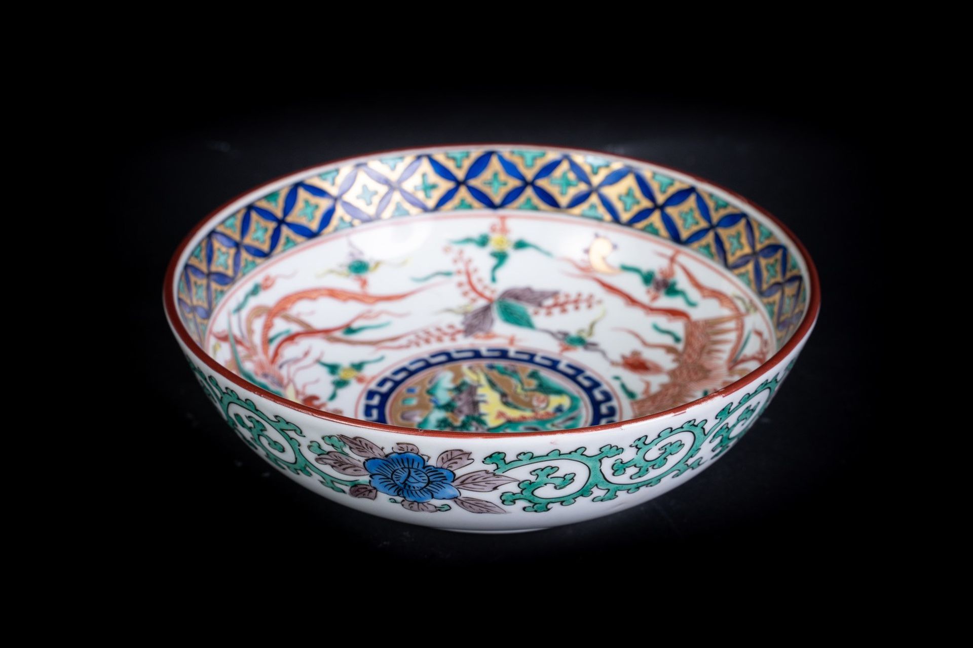 ARTE GIAPPONESE Three Imari pottery bowls decorated with phoenixesJapan, 19th-20th century . - Bild 8 aus 11