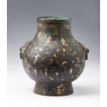 Arte Cinese A gold and silver damascened vase China, Warring States period or later .