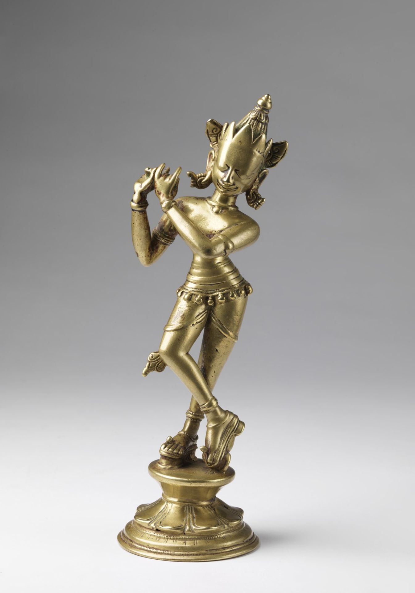 Arte Indiana A brass figure of Krishna Venugopala India, Orissa, early 17th century .