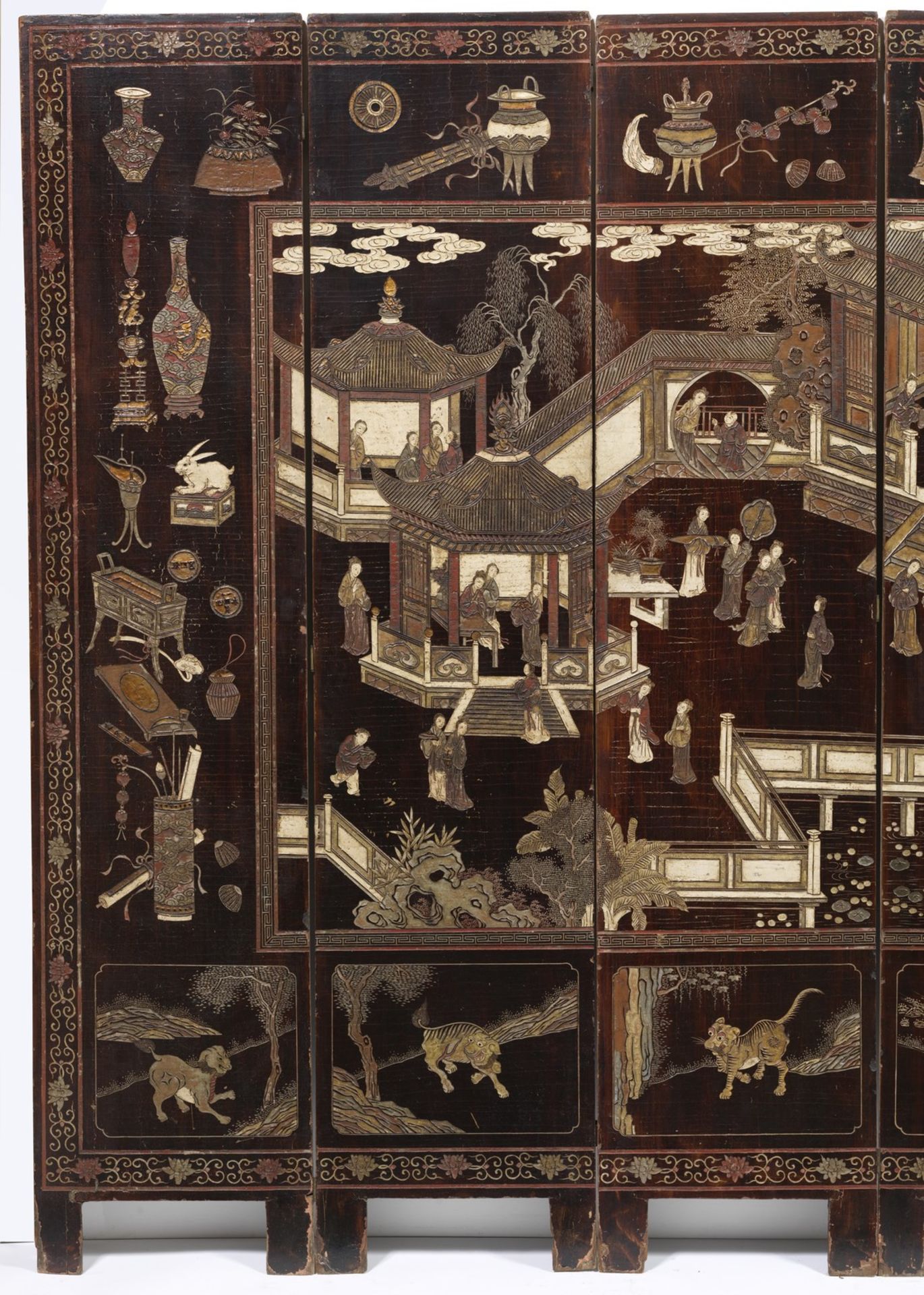 Arte Cinese A fine eight-panel double-sided "Coromandel" screen China, Qing dynasty, Kangxi period, - Bild 4 aus 10