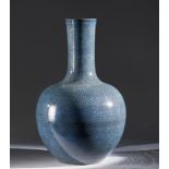 Arte Cinese A large Robin Egg glazed globular vase China, 20th century .
