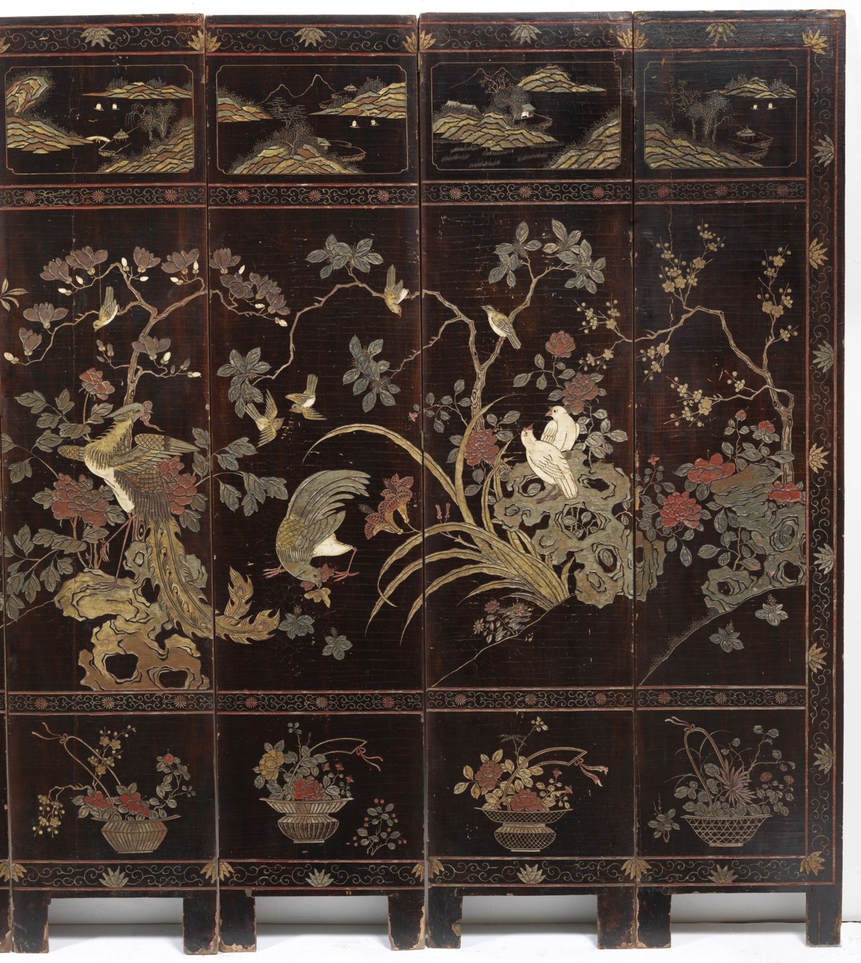 Arte Cinese A fine eight-panel double-sided "Coromandel" screen China, Qing dynasty, Kangxi period, - Bild 2 aus 10