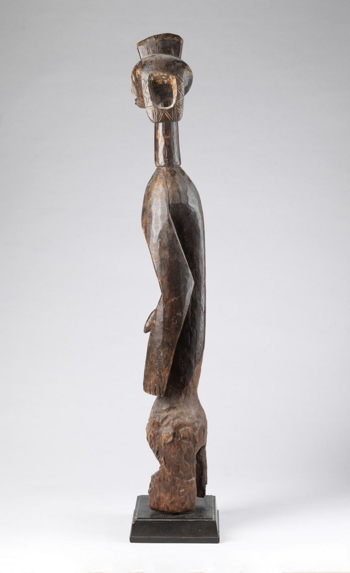 Arte africana A Mumuye iagalagana female figure Nigeria . - Image 3 of 5