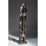 Arte africana Iiagalagana female figure, Mumuye Nigeria .