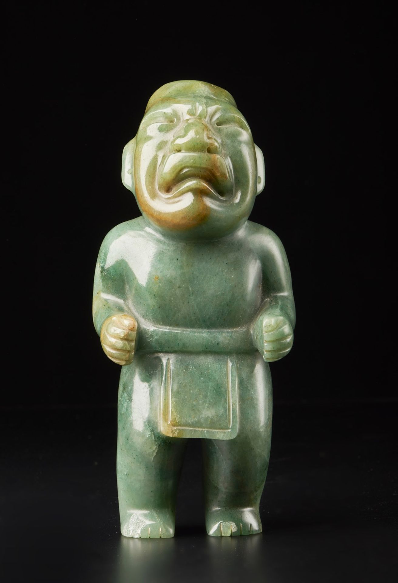 . A jade figure of a standing man Mexico, 19th century . - Bild 2 aus 5