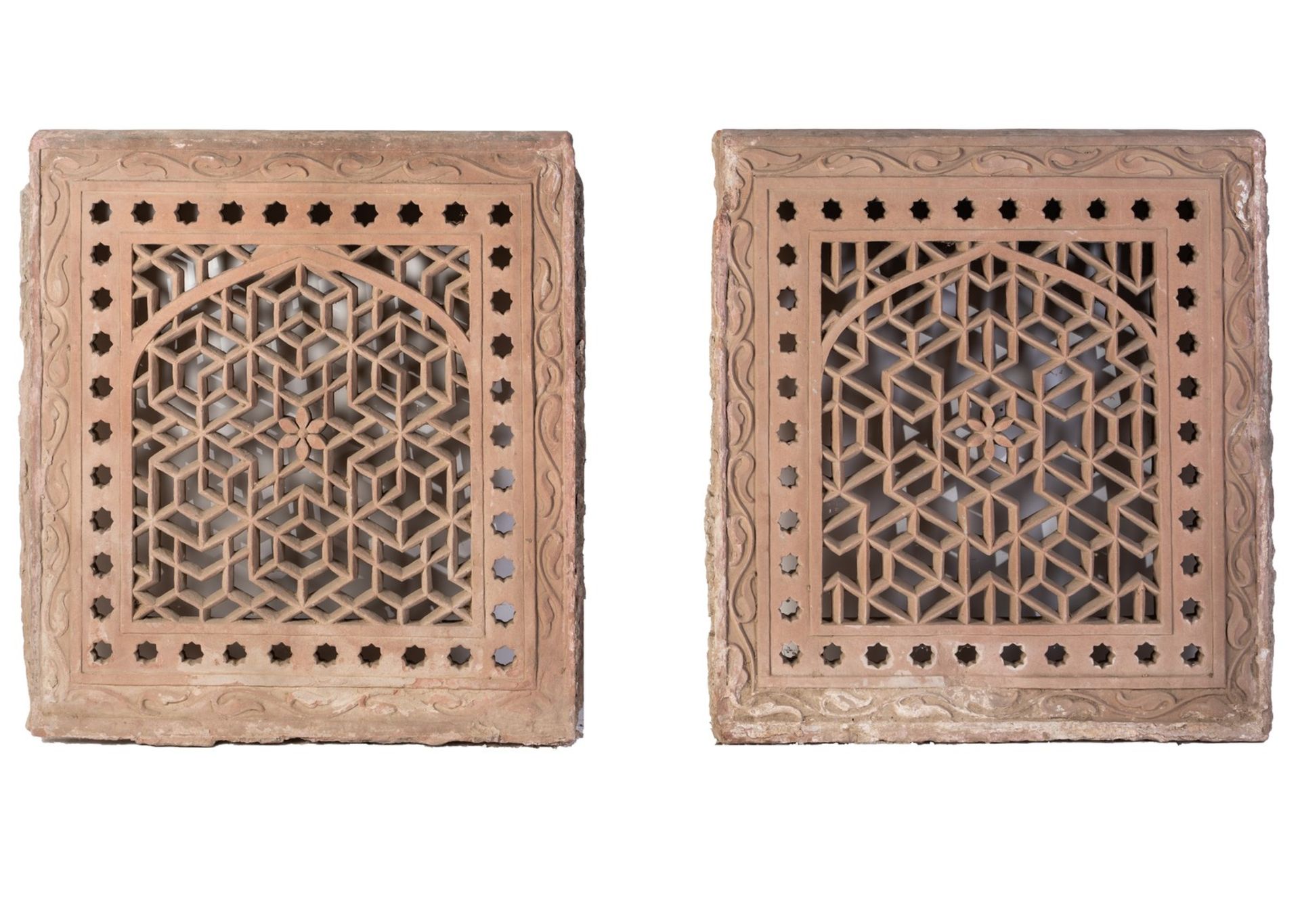 Arte Indiana A pair of red sandstone jali screensIndia, 19th century .