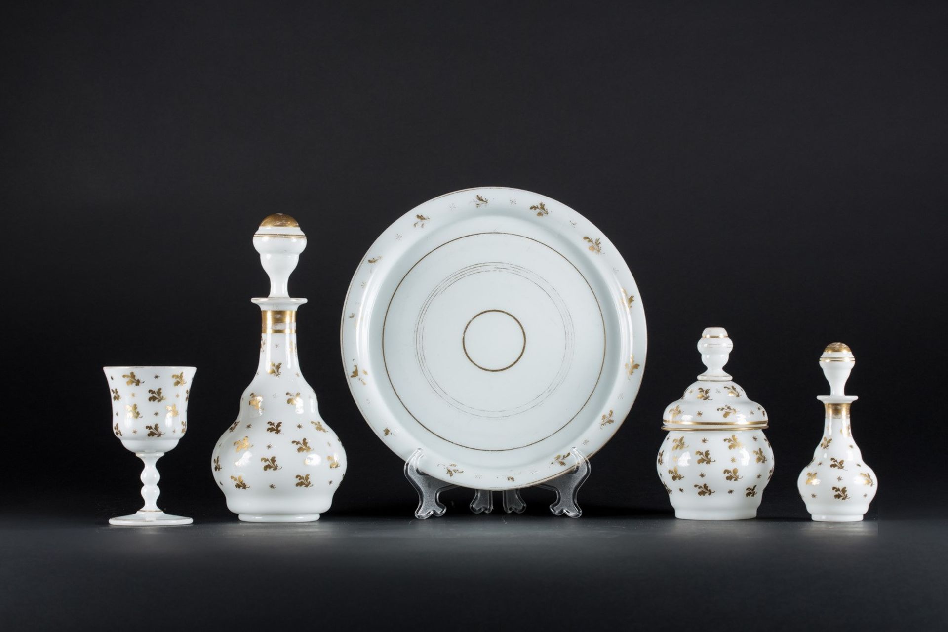 Arte Islamica A Beykoz white opaline glass night set with gilded floral decoration Turkey, 19th cen