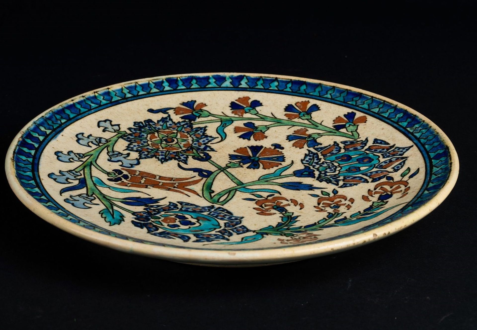 Arte Islamica A rimless pottery Iznik style dish Europe, possibly France, 19th century . - Image 3 of 3