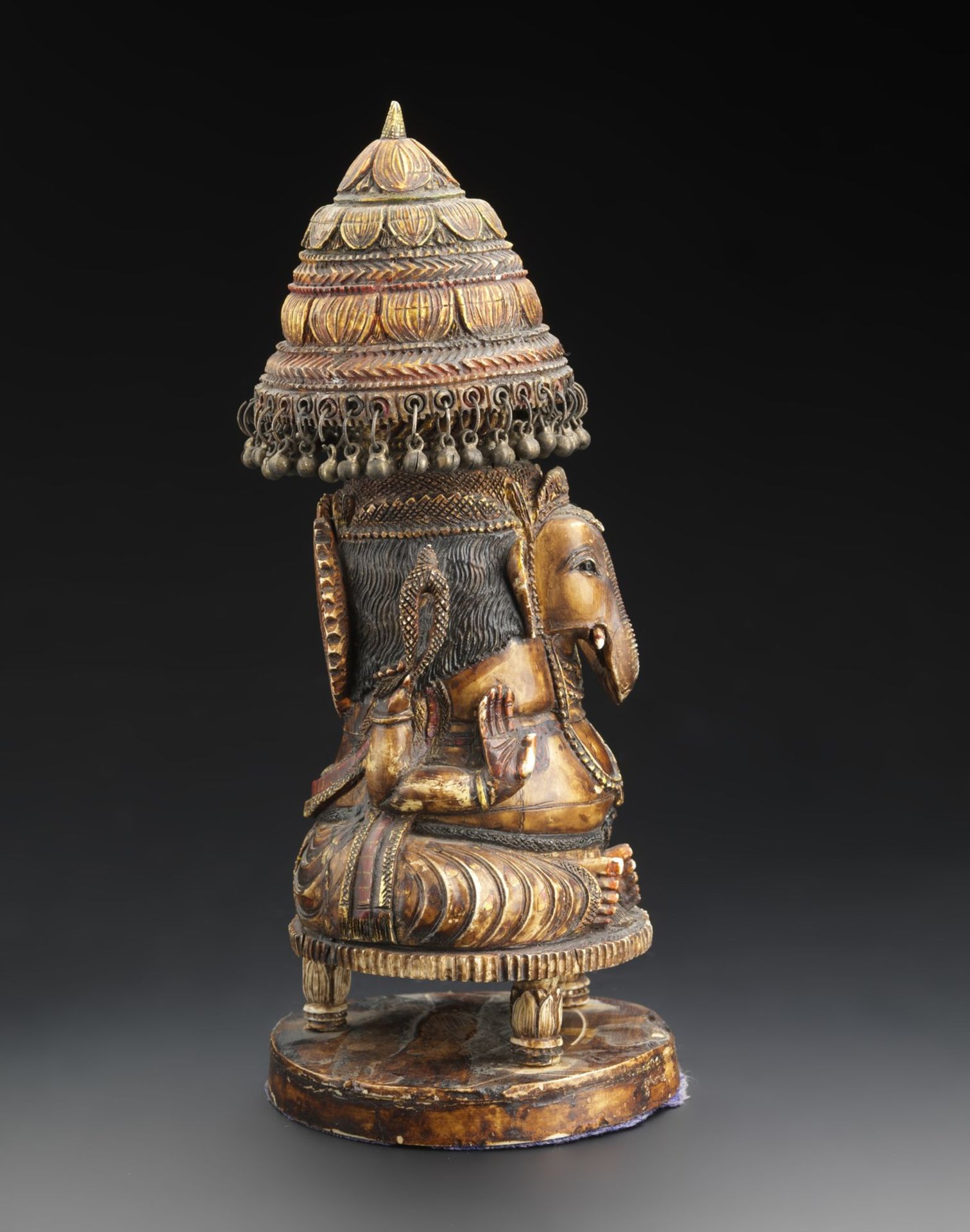 Arte Indiana An ivory chess pawn depicting Ganesh India, 1920 ca. - Image 2 of 4