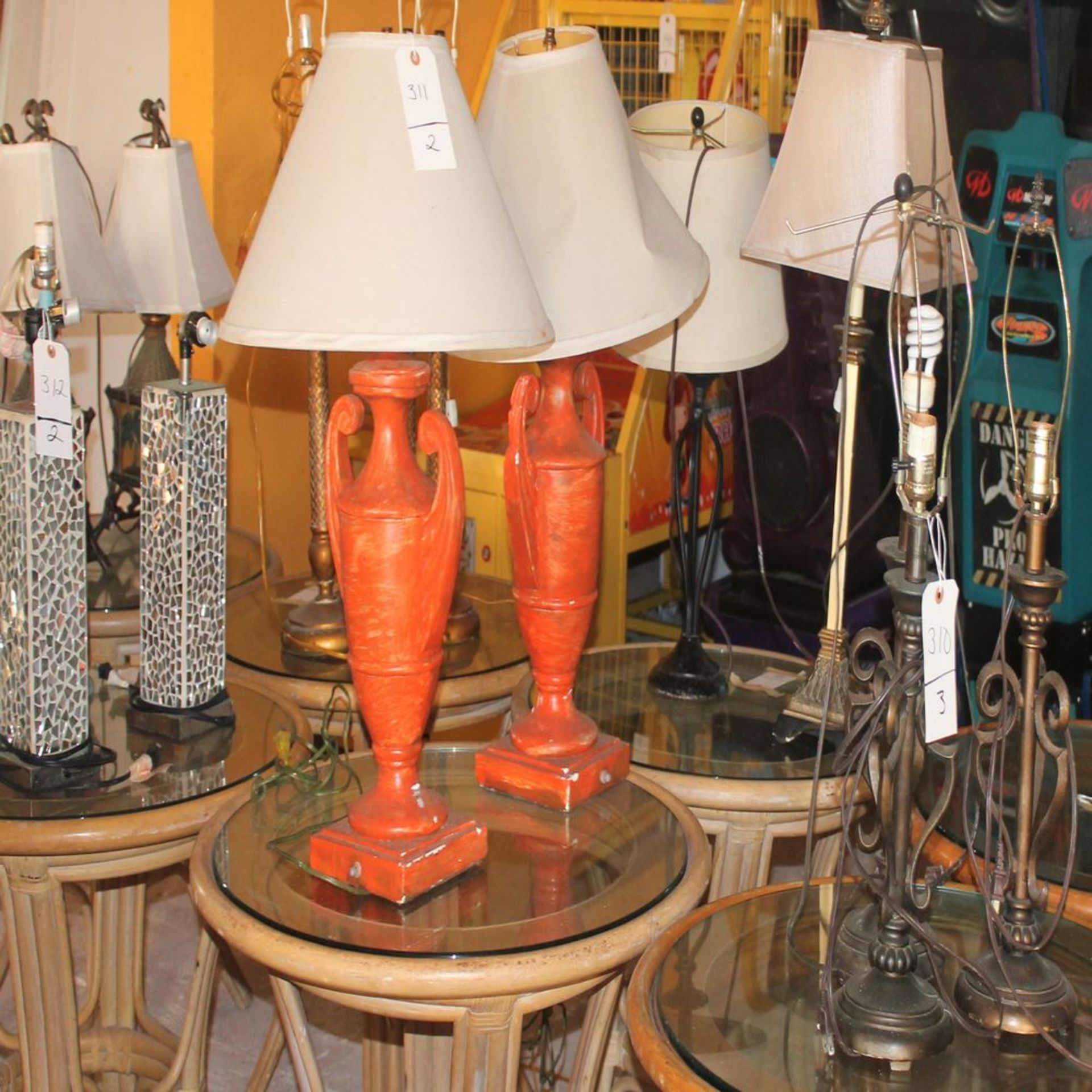 TABLE LAMPS