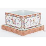 Chinese Export Famille Rose Porcelain Planter